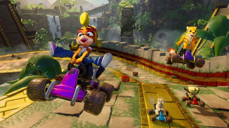 CRASH-TEAM-RACING-NITRO-FUELED-SWITCH-UK