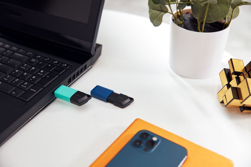 Kingston-Technology-DataTraveler-Exodia-M-unita-flash-USB-256-GB-USB-tipo-A-3.2-Gen-1--3.1-Gen-1--Nero-Turchese