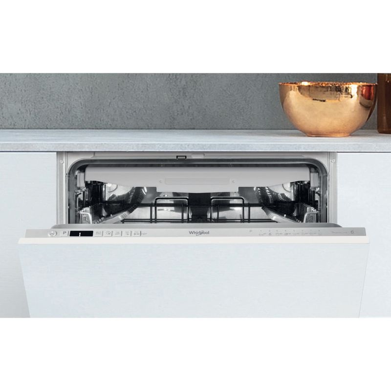 Whirlpool-WI-7020-PEF-lavastoviglie-A-scomparsa-parziale-14-coperti-E