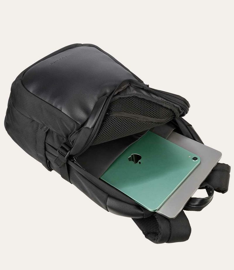 BRAVO-RUCKSACK-BLACK---MACBOOK-PRO-16-LAPTOP-15.6