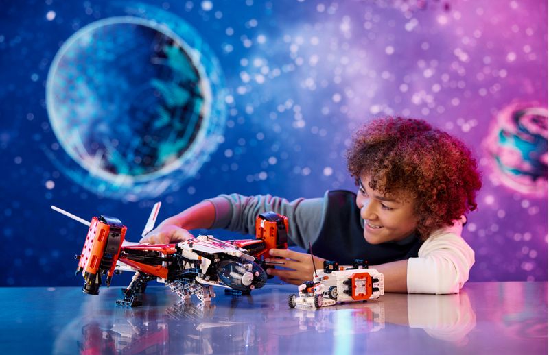 LEGO-Technic-42181-Astronave-Heavy-Cargo-VTOL-LT81-Giochi-per-Bambini-10--Aereo-Spaziele-Giocattolo-da-Costruire-con-Funzioni