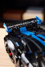 LEGO-Auto-da-corsa-Porsche-GT4-e-Performance