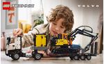 LEGO-Autocarro-Volvo-FMX-ed-Escavatore-elettrico-EC230