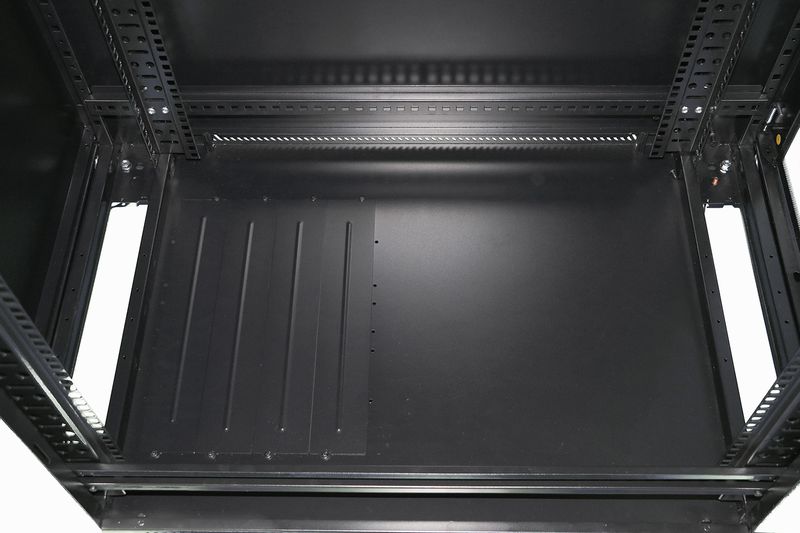 Extralink-37U-600x800-Nero-|-Armadio-per-montaggio-su-rack-|-in-piedi