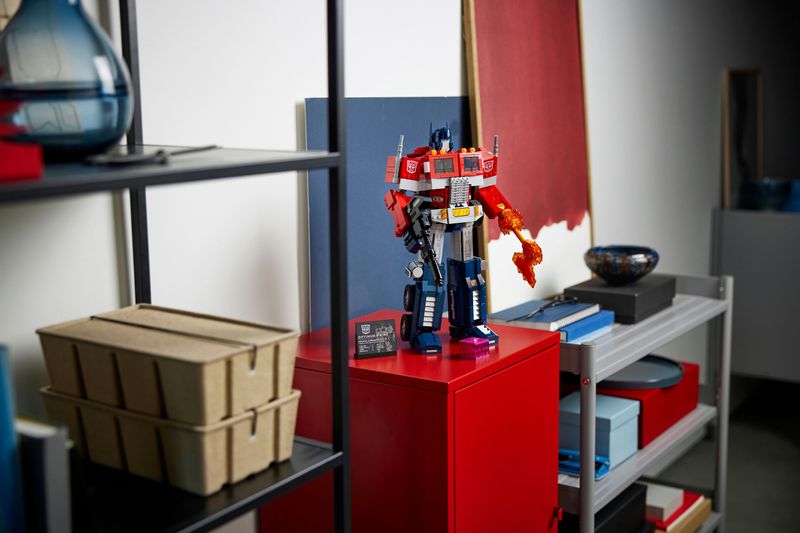 LEGO-ICONS-Optimus-Prime