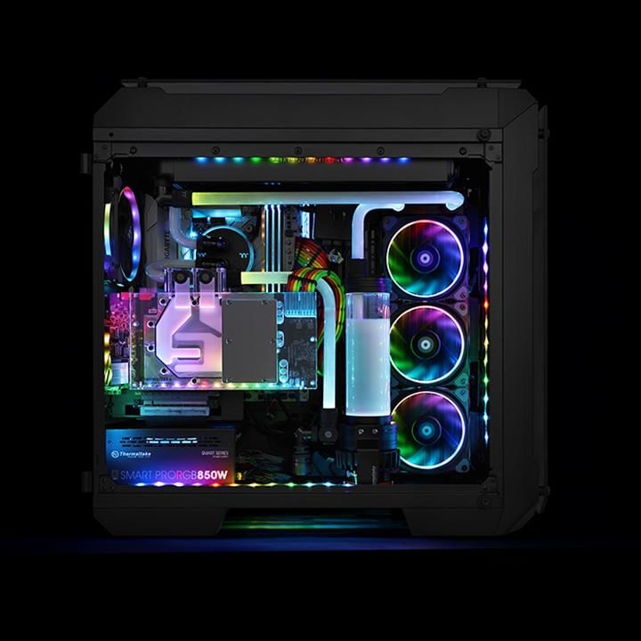 Thermaltake-CL-O014-PL00SW-A-parte-del-case-del-computer-Universale-Striscia-LED