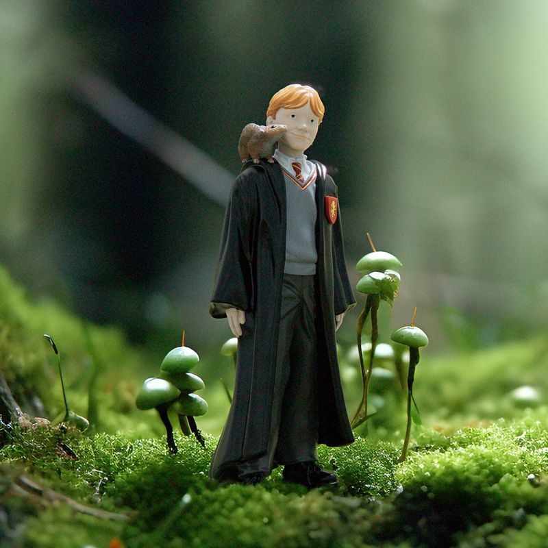 schleich-Ron-Weasley-and-Scabbers