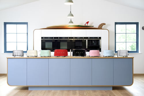 Smeg-50-s-Style-Tostapane-TSF02BLEU-Nero