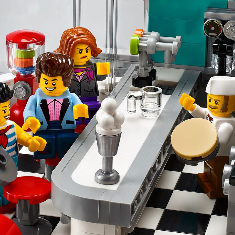 Downtown-Diner---Lego-Creator-10260