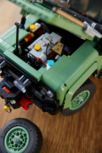 Icone-LEGO---Land-Rover-Defender-90-classico--10317-