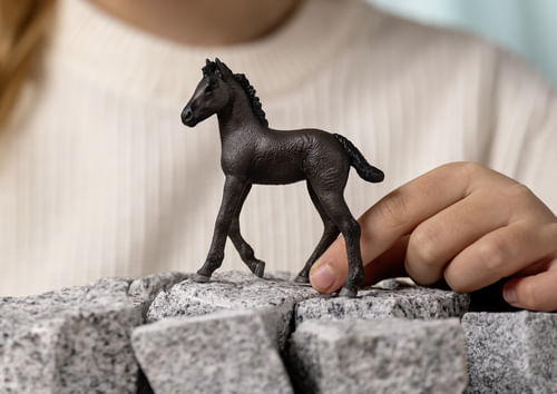 schleich-HORSE-CLUB-13977-action-figure-giocattolo--SCHLEICH-Horse-Club-Friesian-Foal-Toy-Figure-5-to-12-Years-Black-139