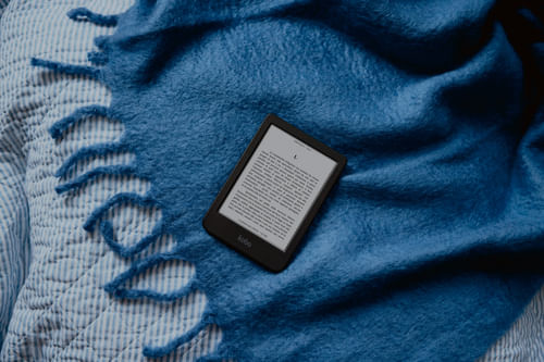 Kobo-E-book-Clara-Color-Black