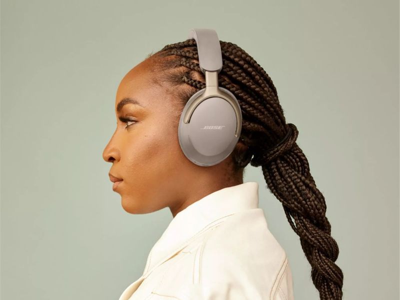 Bose-QuietComfort-Ultra-Cavo-portatile-Telefonino-rosa