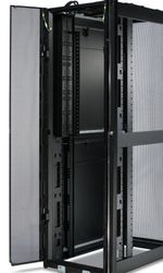 APC-Rack-PDU-Basic-Zero-U-unita-di-distribuzione-dell-energia--PDU--9-presa-e--AC-0U-Nero