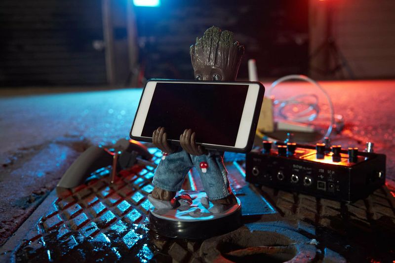 Exquisite-Gaming-Porta-Elettroniche-Cable-Guys-Toddler-Groot-In-Pyjamas