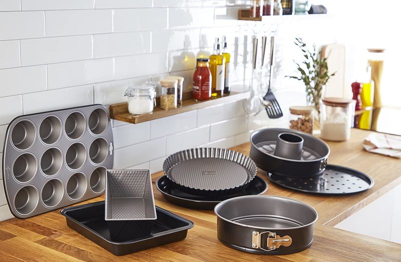 Lagostina-Gustosa-Tortiera-Apribile-con-Cerniera-e-Due-Fondi-Intercambiabili-in-Acciaio-Antiaderente-Diametro-26cm