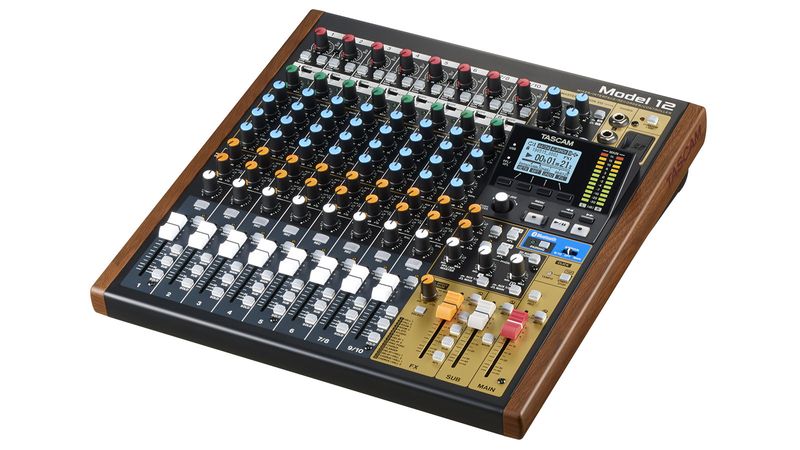 Modello-12---Mixer-a-10-canali-con-registratore-a-12-canali