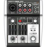 Behringer X302USB mixer audio 5 canali