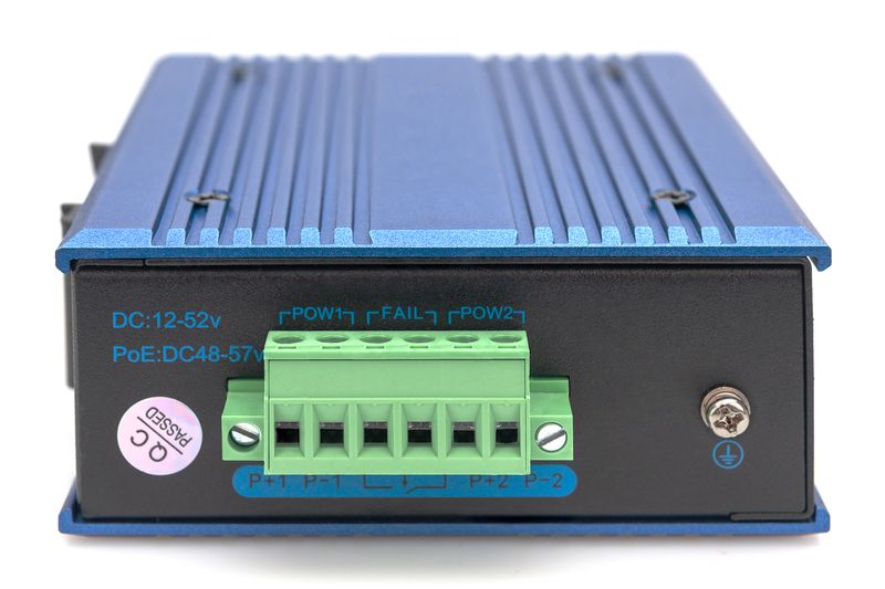 DIGITUS-Switch-PoE-di-rete-Gigabit-Ethernet-a-4-porte-industriale-non-gestito-1-collegamento-SFP