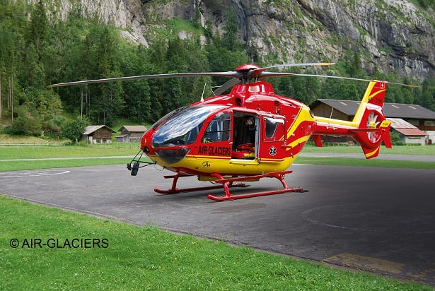 Revell-Airbus-Helicopters-EC135-AIR-GLACIERS---1-72---Montagesatz---DrehflA¼gler---EC135-AIR-GLACIERS---Passagierflugzeug