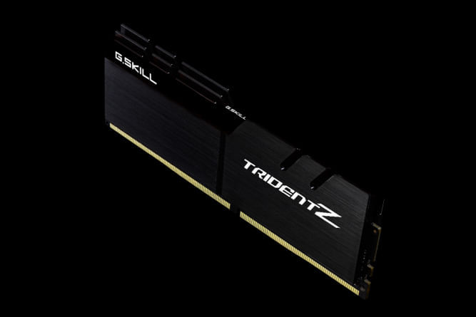 Serie-TridentZ---DDR4---kit---32-GB-4-x-8-GB