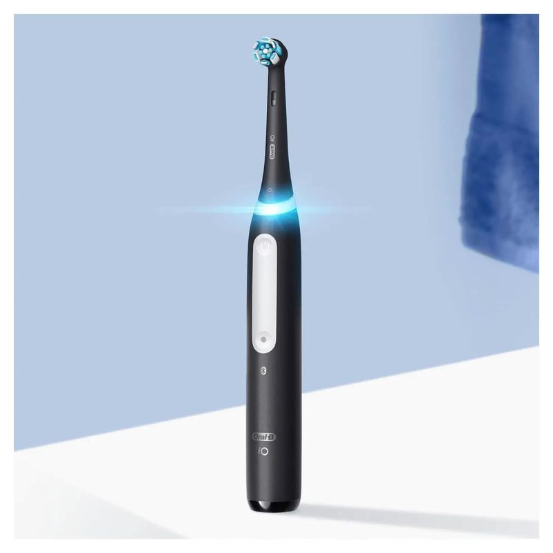 Braun-Oral-B-iO-Series-4-Adulto-Spazzolino-rotante-oscillante-Nero