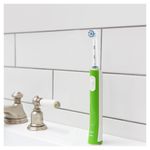 Oral-B-Junior-Spazzolino-Elettrico-Ricaricabile-Per-Bambini-Da-6-Anni-Verde