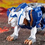 Hasbro-Transformers--Legacy-United-Voyager-Class-Prime-Universe-Thundertron