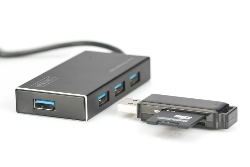 Hub-4-Porte-Usb-3.0-Con-Alimentatore