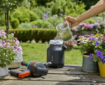 Gardena-spruzzatore-a-pressione-125-l-spruzzatore-a-pressione-con-ugello-angolato-a-90