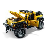 LEGO-Technic-Jeep-Wrangler---42122