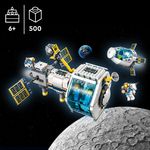 LEGO City 60349 Stazione Spaziale Lunare, Base NASA con 5 Minifigure di Astronauti