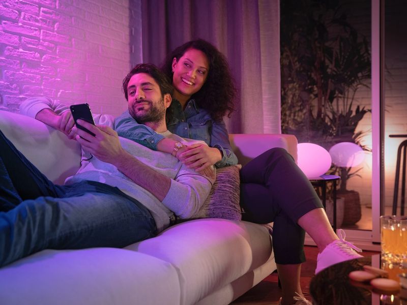 Philips-Hue-White-and-Color-ambiance-GU10-Faretto-luminoso-intelligente-42-W