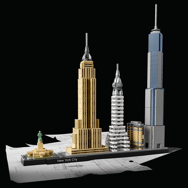 LEGO-Architecture-New-York-City-21028