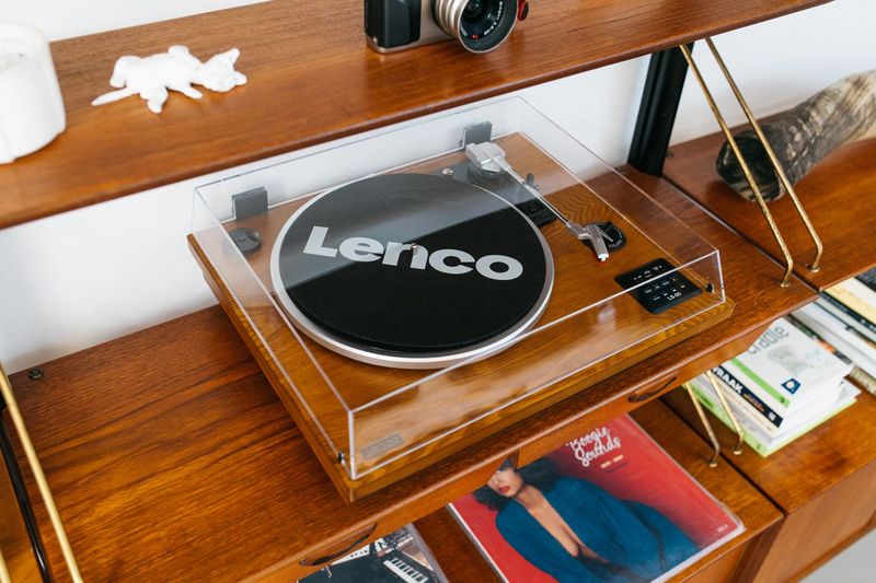 Lenco-LS-55WA-piatto-audio-Giradischi-con-trasmissione-a-cinghia-Legno-Semiautomatico