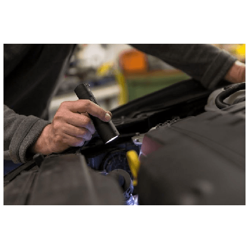 Ledlenser-P7R-Nero-Torcia-a-mano-LED