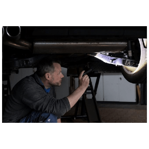 Ledlenser-P7R-Nero-Torcia-a-mano-LED