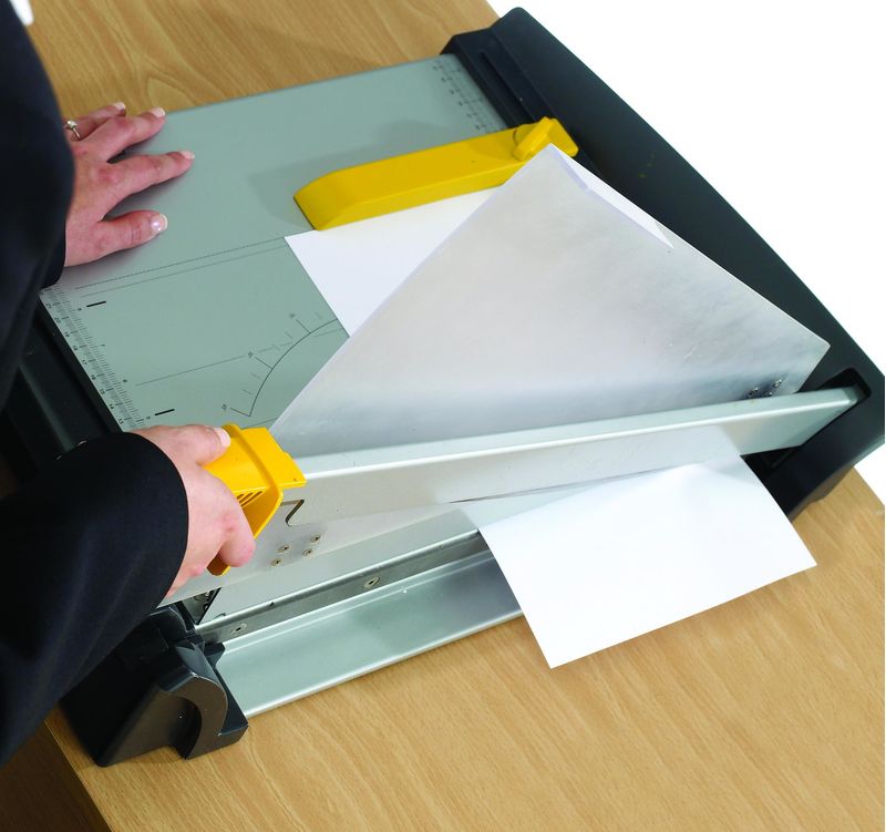 Fellowes-Plasma-A3-Guillotine