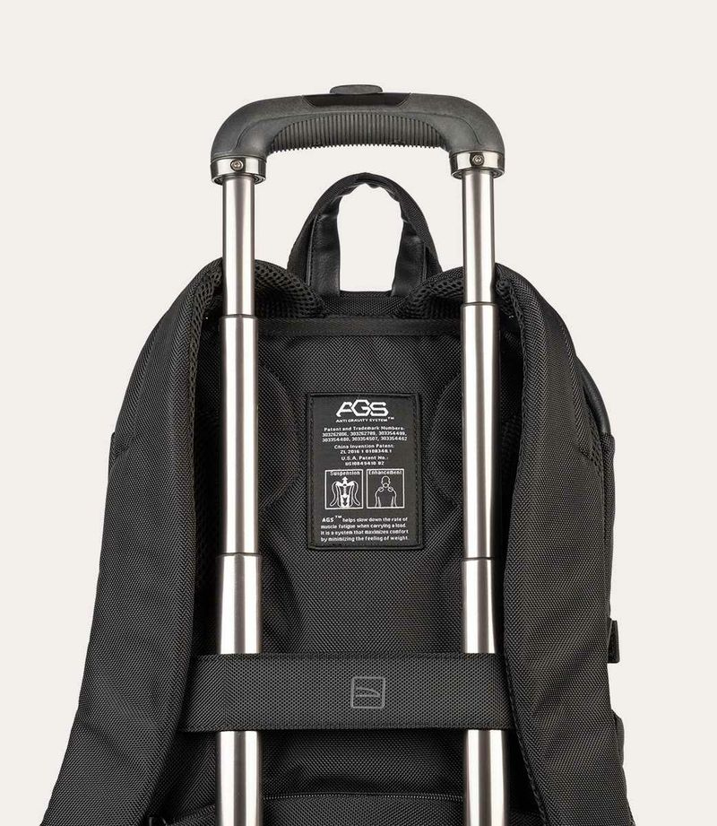 BRAVO-RUCKSACK-BLACK---MACBOOK-PRO-16-LAPTOP-15.6