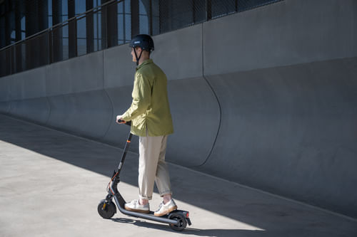 Ninebot-by-Segway-Ninebot-Monopattino-Elettrico-E2-Plus-E-II-Powered-by-Segway