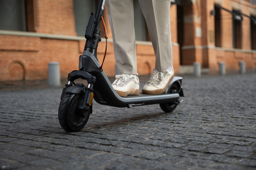 Ninebot-by-Segway-Ninebot-Monopattino-Elettrico-E2-Plus-E-II-Powered-by-Segway