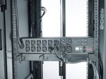 APC-AP7822-unita-di-distribuzione-dell-energia--PDU--Nero