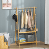 HOMCOM-Stand-Appendiabiti-con-2-Scaffali-e-4-Ganci-Laterali-Struttura-in-Bambu-100L-x-42P-x-155Acm-Color-Legno