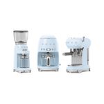 Macchina-per-caffe-espresso-Smeg-con-portafiltro-Anni--50-Style-Pastel-Blue-ECF01PBEU