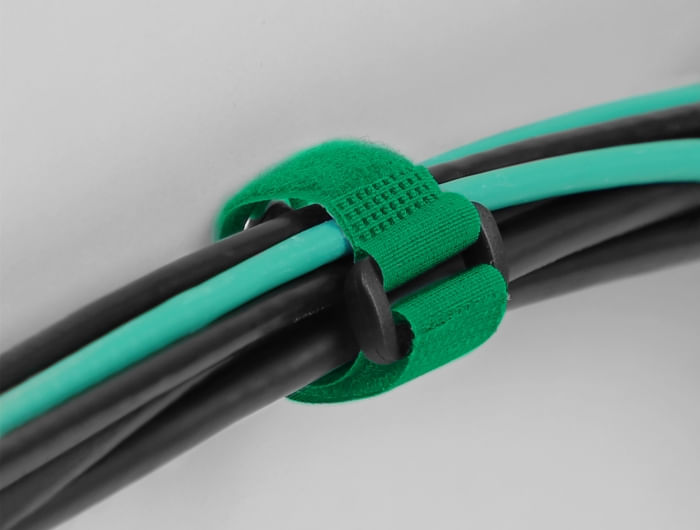 Lnge-ca.-150-mm--Breite-ca.-20-mm--Schlaufe-zur-Befestigung-am-Kabel--se-zur-Befestigung-an-Wand--Befestigungslochdurchm