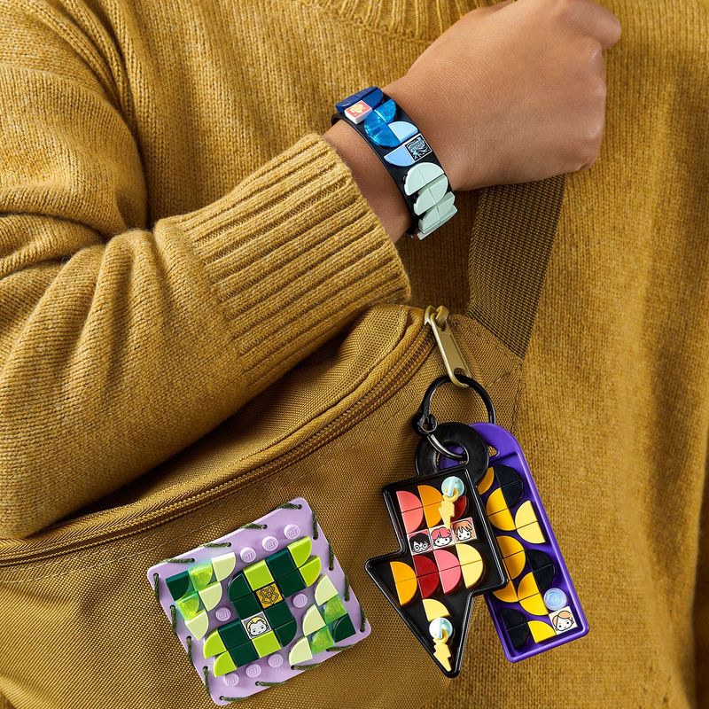 LEGO-DOTS-41808-Pack-Accessori-Hogwarts-Kit-Fai-da-Te-a-Tema-Harry-Potter-per-Creare-Braccialetti