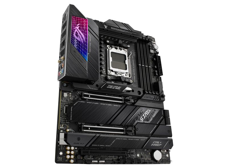 ASUS-ROG-STRIX-X670E-E-GAMING-WIFI-AMD-X670-Presa-di-corrente-AM5-ATX