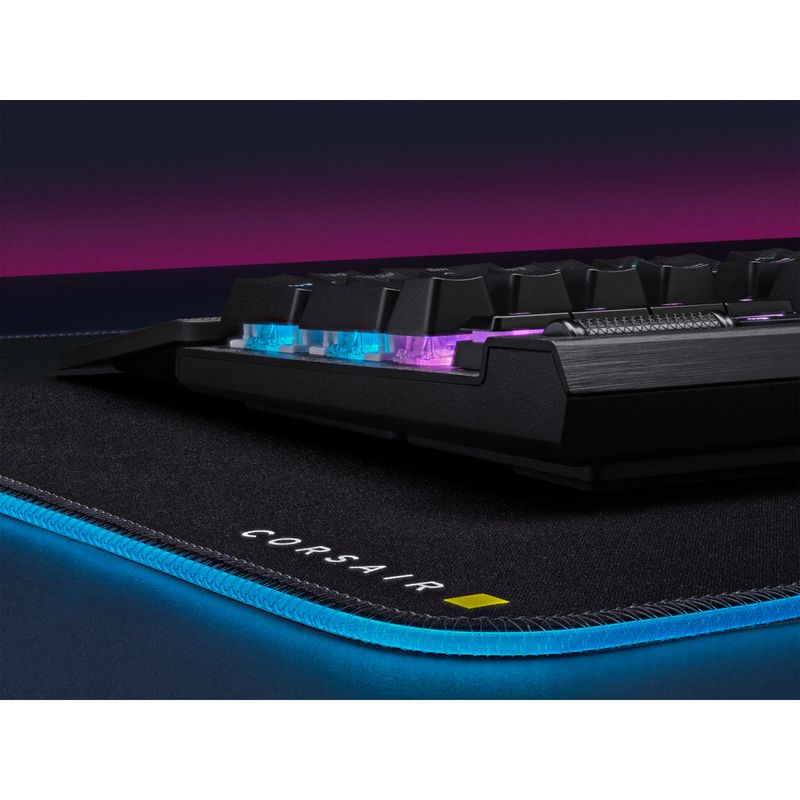 Tastiera-da-gioco-meccanica-cablata-Corsair-K70-RGB-PRO-Cherry-MX-rossa