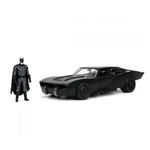 Simba The Batman BatMobile 2022 in Scala 1:24 con Personaggio Funzionamento a Ruota Libera