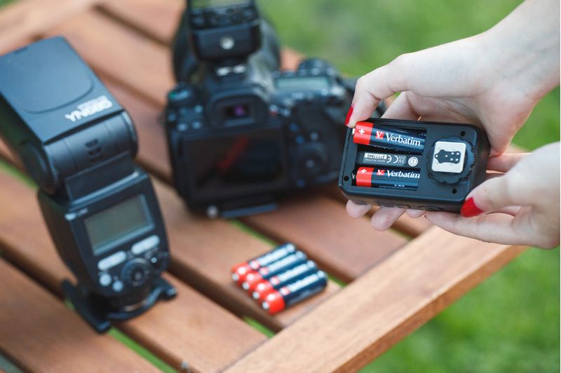 Verbatim-49877-batteria-per-uso-domestico-Batteria-monouso-Stilo-AA--ALKALINE-BATTERY-AA-20-PACK---HANGCARD-